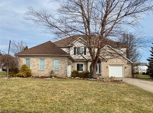 2721 Santa Anita Dr, Stow, OH 44224