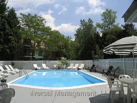 385-435 Oaklawn Ave #40 — Photo 3