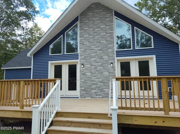 4409 Middleton Dr, Milford, PA 18337