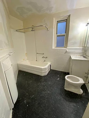 Rented by Contact Realty | media 8