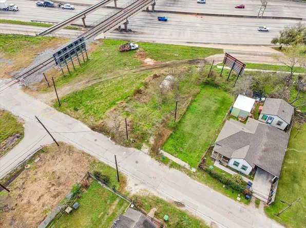 4106 Market St, Houston, TX 77020