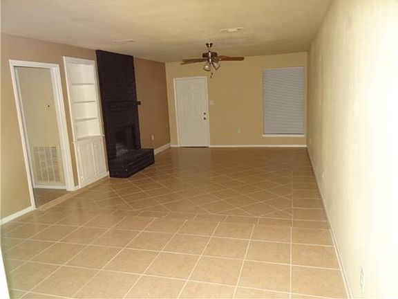 4th image of 12811 Dairy Brook Dr