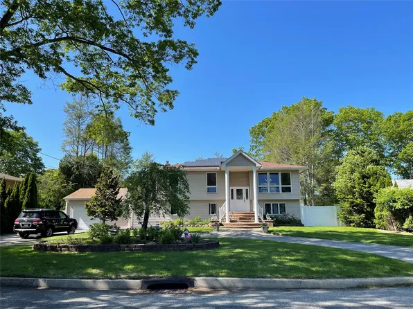 69 Fulton Boulevard, Commack, NY 11725