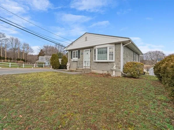 1223 Charles St, North Providence, RI 02904