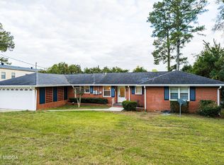 861 Lee Rd, Macon, GA 31204