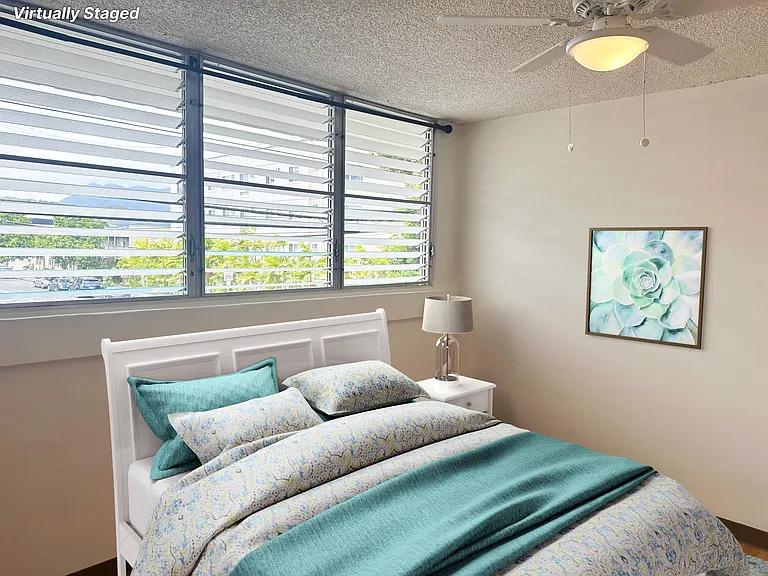 48 Maluniu Ave #1 — Photo 2