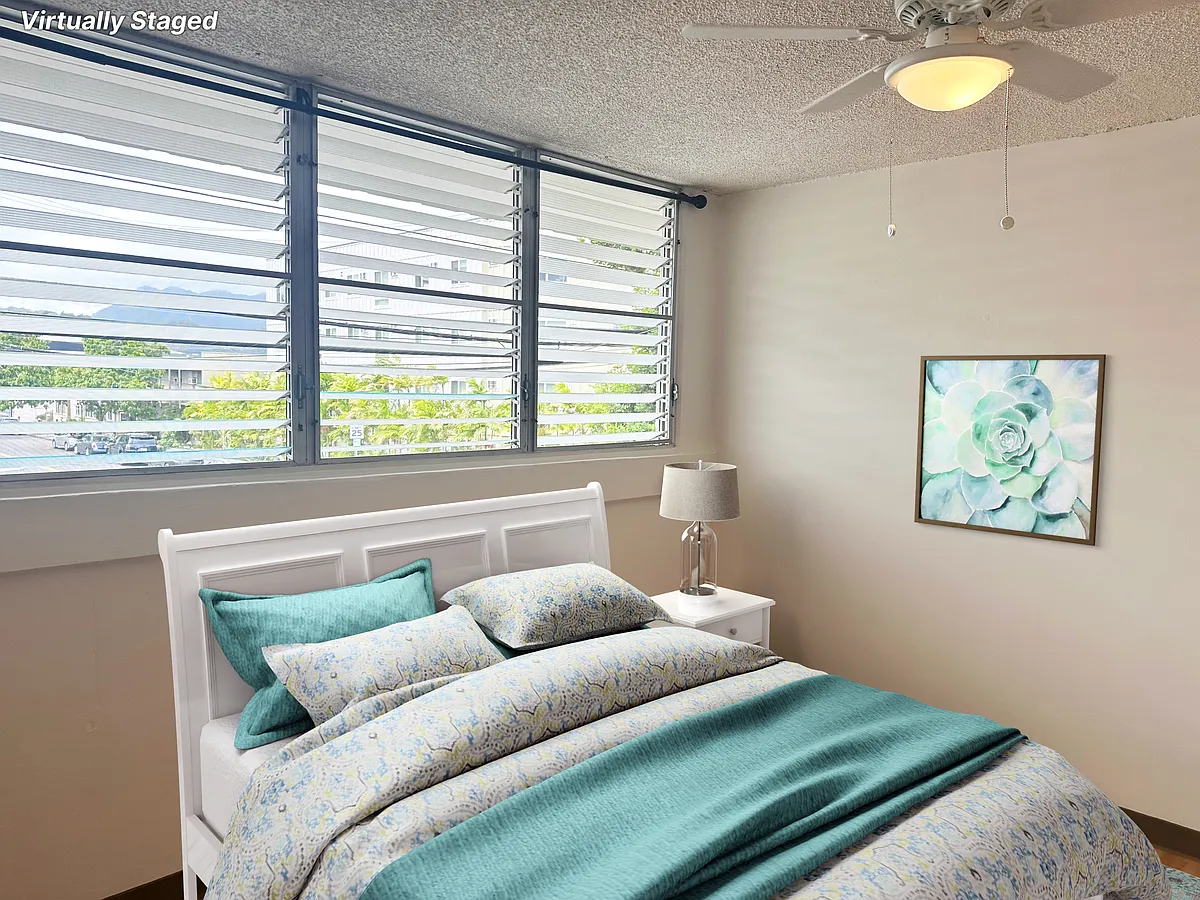 Building Photo - 48 Maluniu Ave #1
