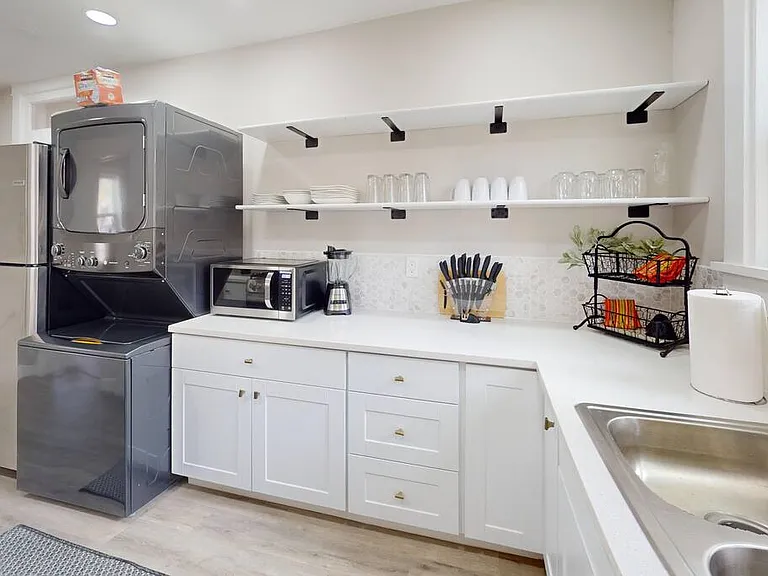 505 Marble Ave NW #1 — Photo 5