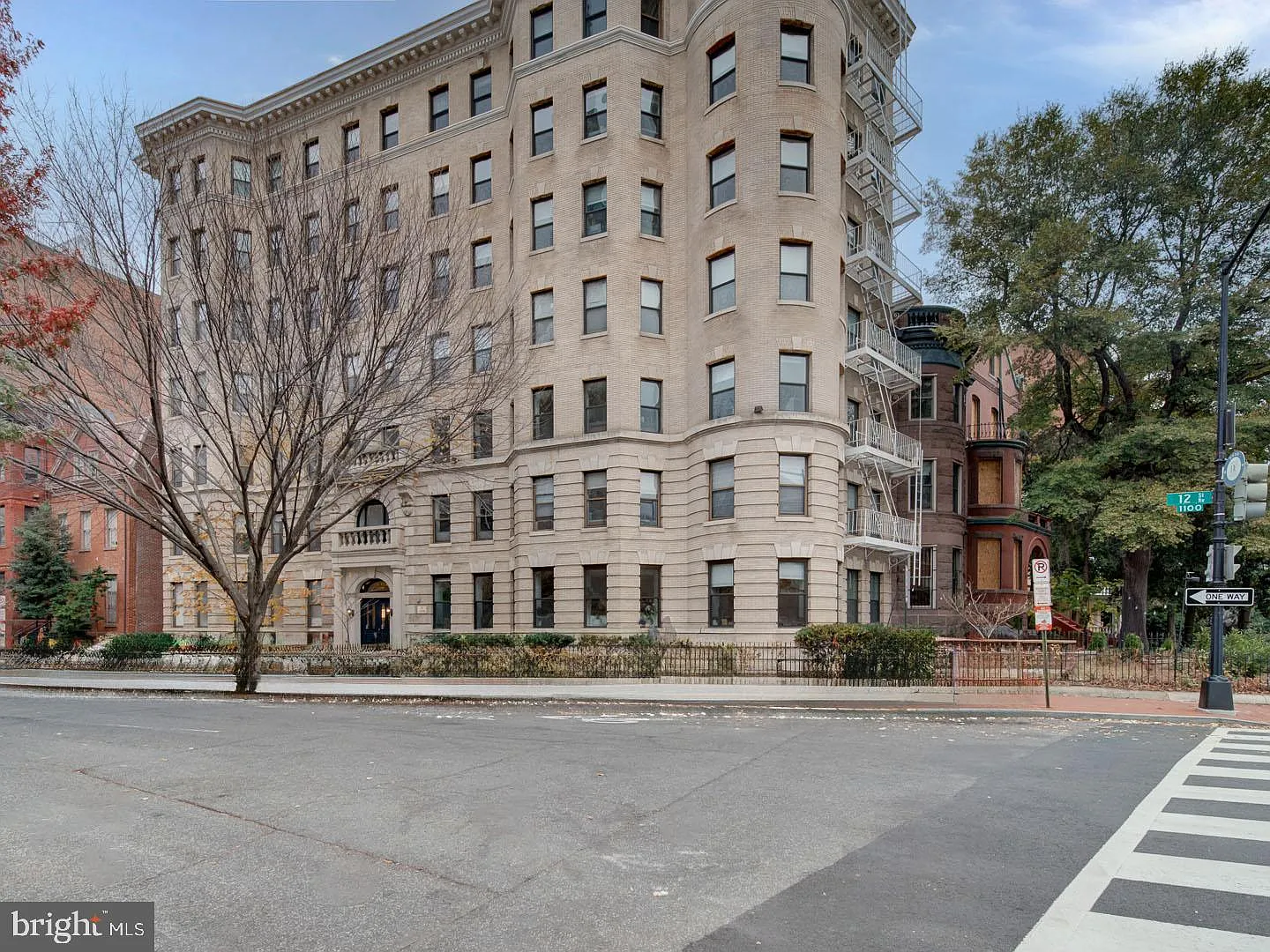 1115 12th St NW APT 601 photo 1