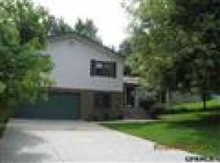 13075 Sky Park Dr, Omaha, NE 68137