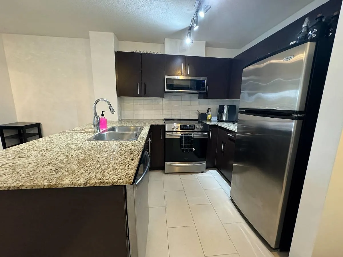 2 bed, 967 sqft, $2,475 — Photo 3