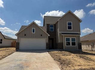 1719 San Jacinto Dr, Brenham, TX 77833