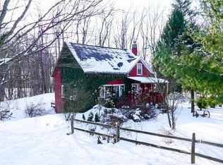 11123 Center Rd, Garrettsville, OH 44231
