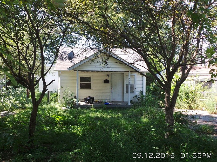 1st image of 2912 Villa Ave