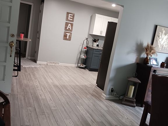 2nd image of 10882 Bakeway Dr