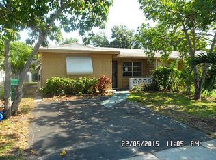 5715 NW 14th St, Lauderhill, FL 33313