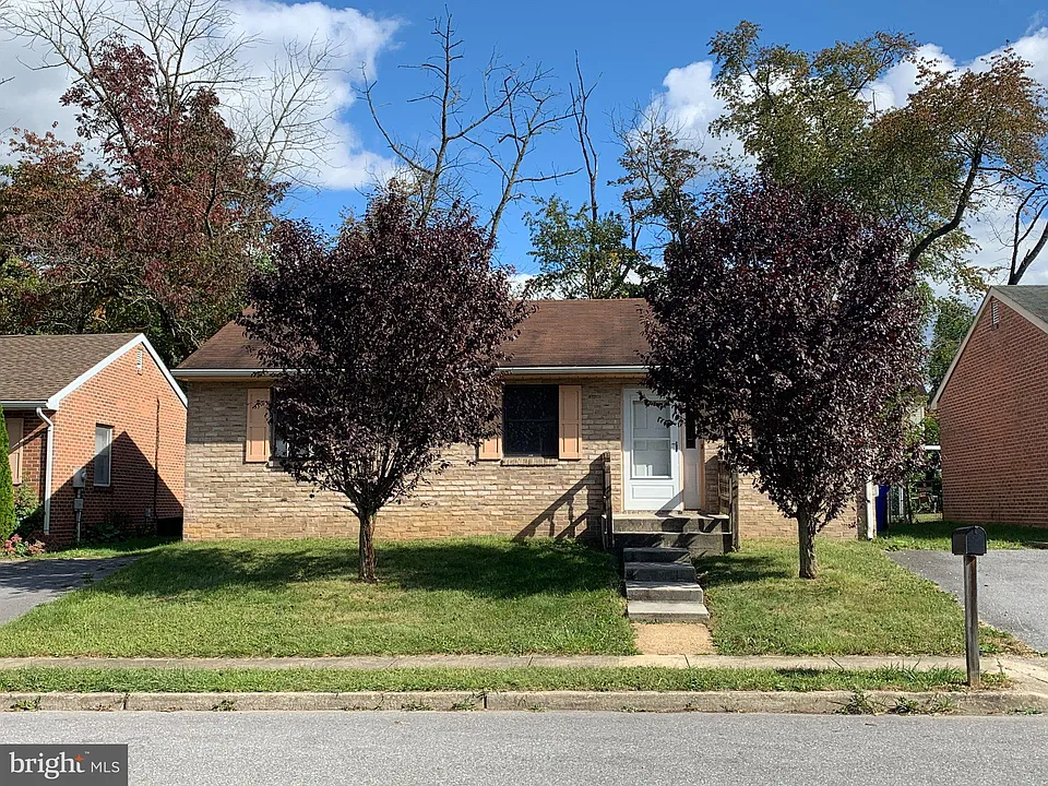 356 Yorkshire Dr