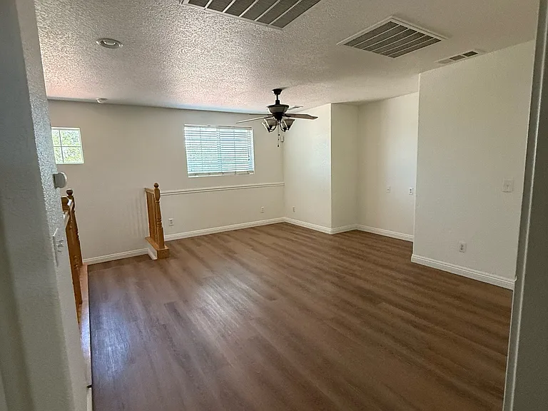 45322 Mays Ct — Photo 7
