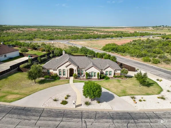 1202 Ashford Dr, San Angelo, TX 76901