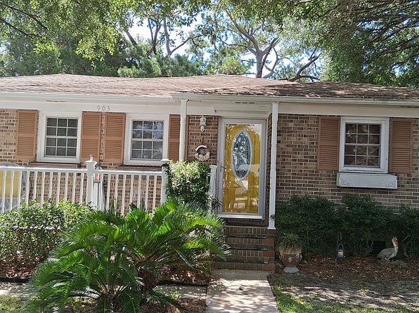 903 Tiffany Ln