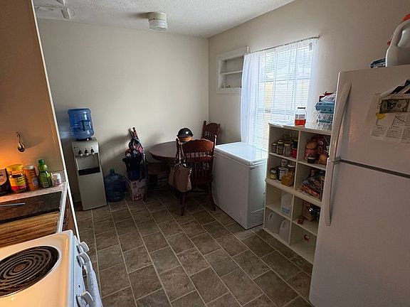 5th image of 514 S Three Notch St #10
