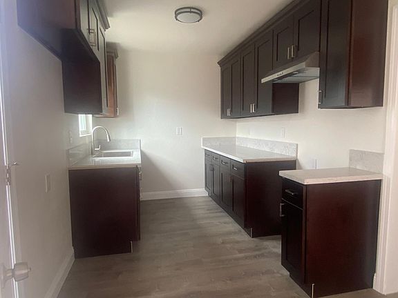 3rd image of 11125 Penn St