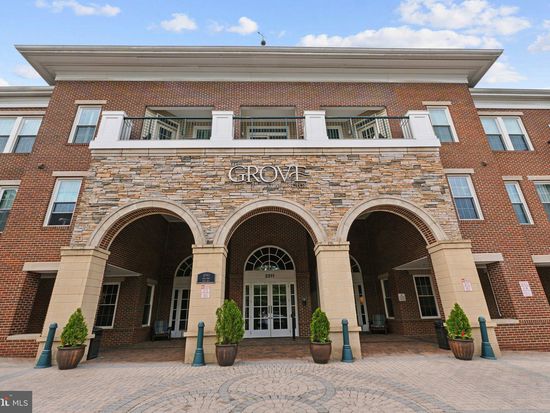2301 25th St S #4-303, Arlington, VA 22206