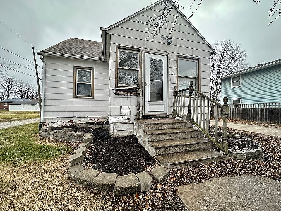 1st image of 164 NW Lincoln Ave