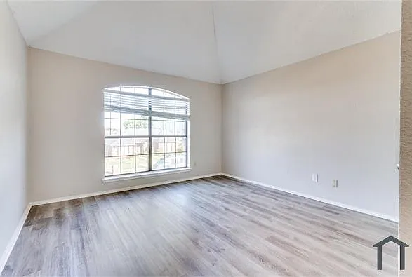 1618 Briargrove Dr — Photo 6