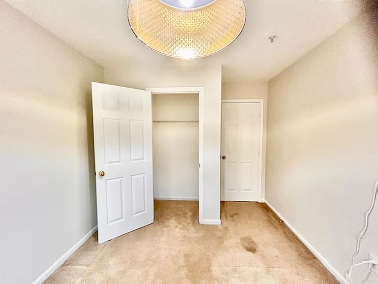 1803 Staley Manor Dr — Photo 25