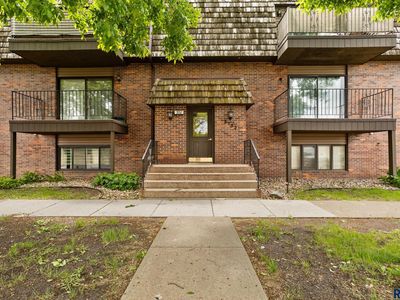 3552 S Gateway Blvd APT 102, Sioux Falls, SD, 57106