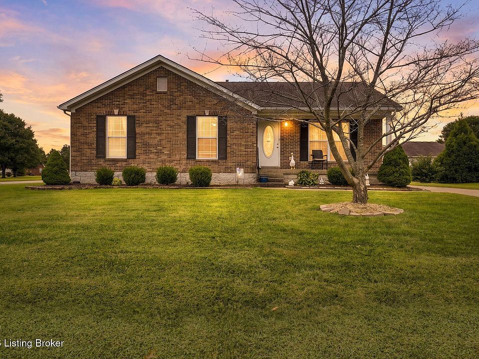 1st image of 375 Forest Ridge Dr