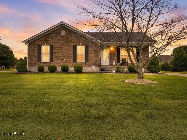 375 Forest Ridge Dr, Mount Washington, KY 40047