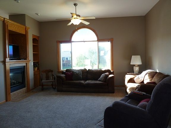 2nd image of 533 N Stonetree Pl