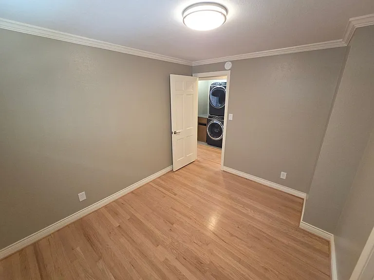 760 Josephine St — Photo 17