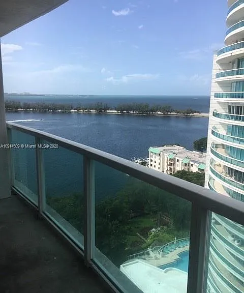 2101 Brickell Ave — Photo 2
