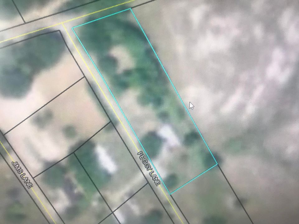 2nd image of 55 Peggy Ln