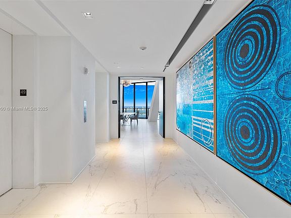 5th image of 1000 Biscayne Blvd Unit 4901