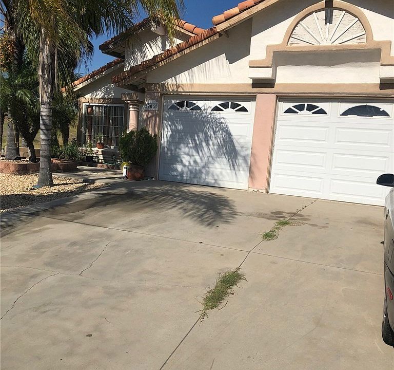 1st image of 29050 Palm View St