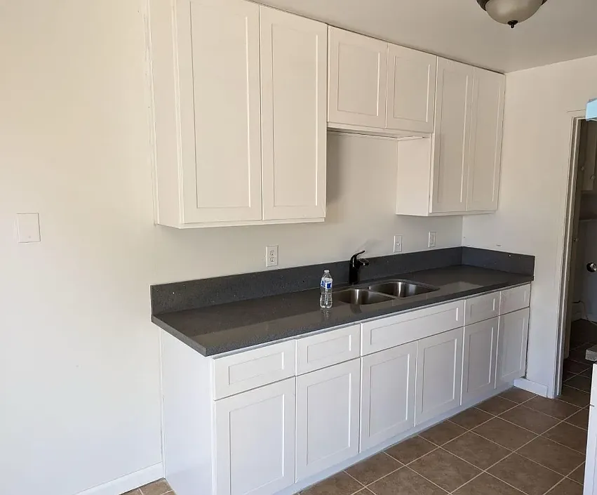 1 bed, 650 sqft, $1,200 — Photo 4