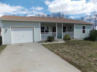 319 Stallion Cir, Ogden, KS 66517