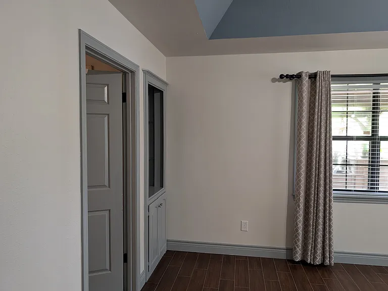 2907 Arroyo Ct S — Photo 16