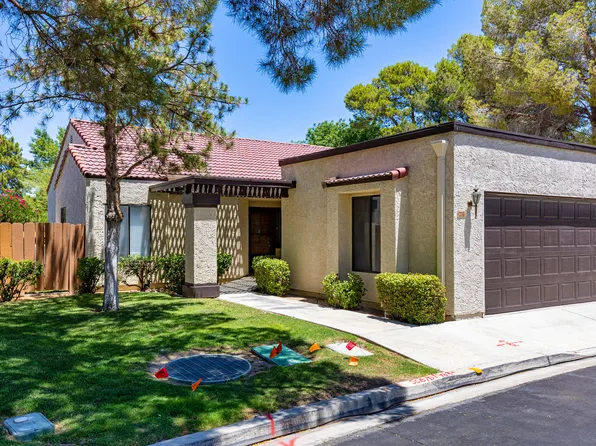 316 Monterey Dr, Ridgecrest, CA 93555