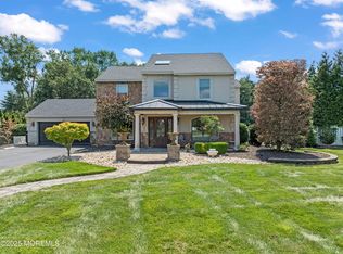 13 Greenfield Rd, Manalapan, NJ 07726