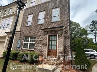 3316 Sangster Way, Decatur, GA 30032