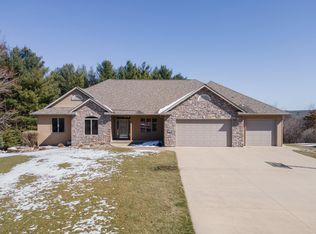 1717 Lions Ct NW, Rochester, MN 55901
