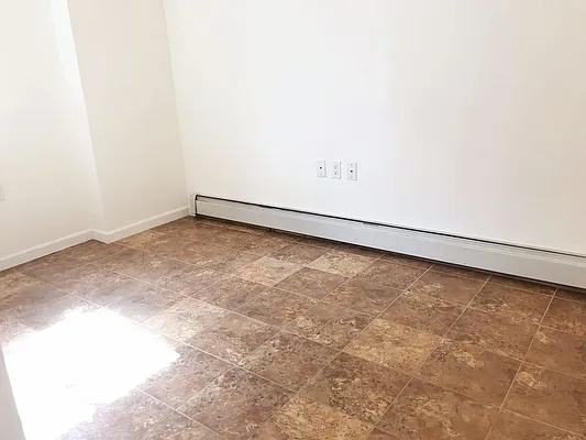 Rented by NY Space Finders Inc. | media 7