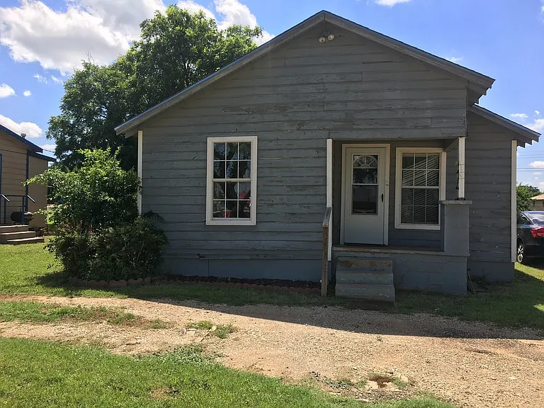 438 Cherry St — Photo 6