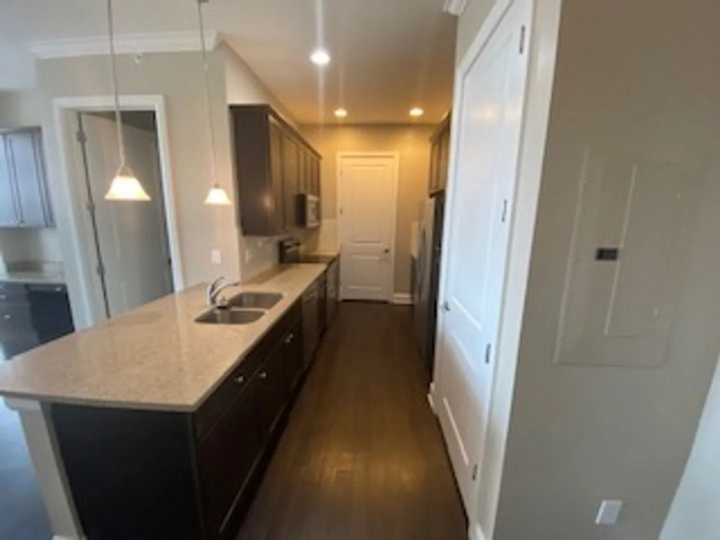 1378 King Avenue — Photo 3