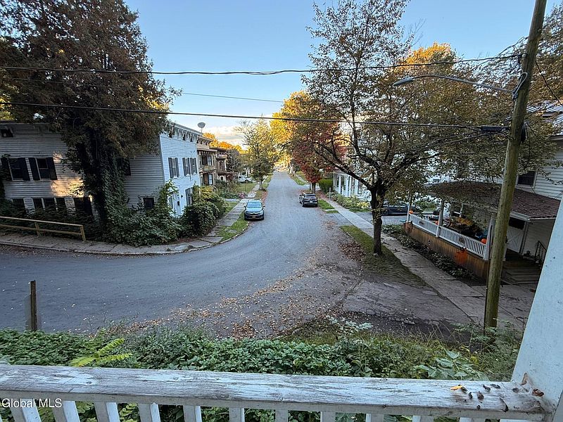 3rd image of 77 Mohawk Street